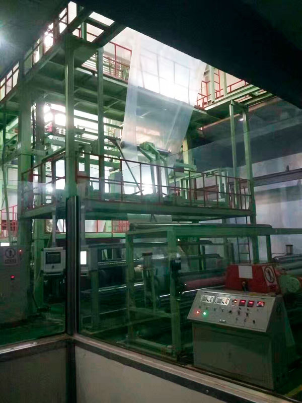 集裝箱液態(tài)包裝膜、噸袋設備